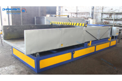 Pusher charger for scrap melting furnace